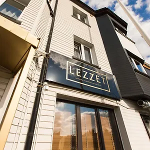 Oda ve Kahvaltı Lezzet Goscinny & Turkishrestaurant, Varşova