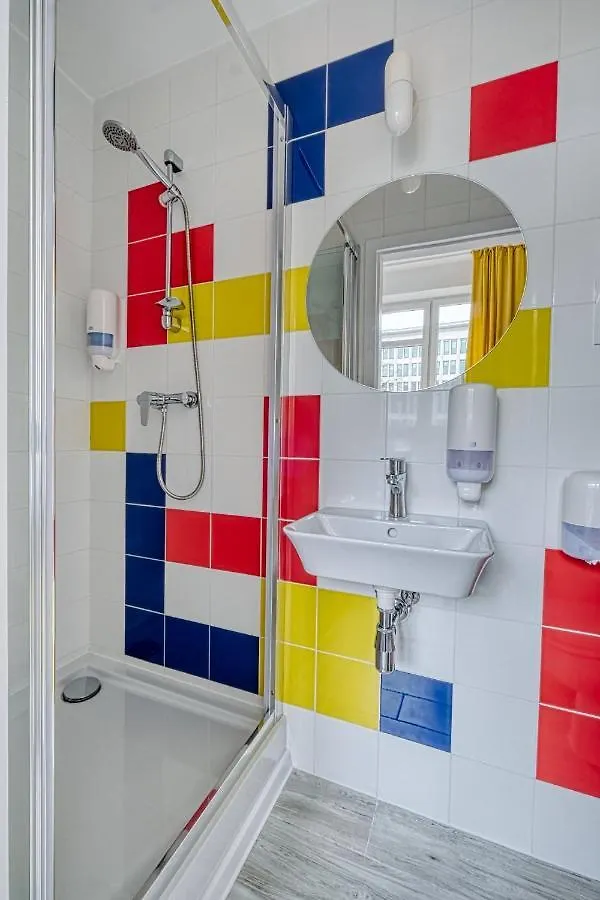 Level Rooms Warschau